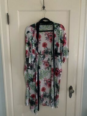 Floral Open-Front Tunic Kimono - White with Red & Green Floral Print